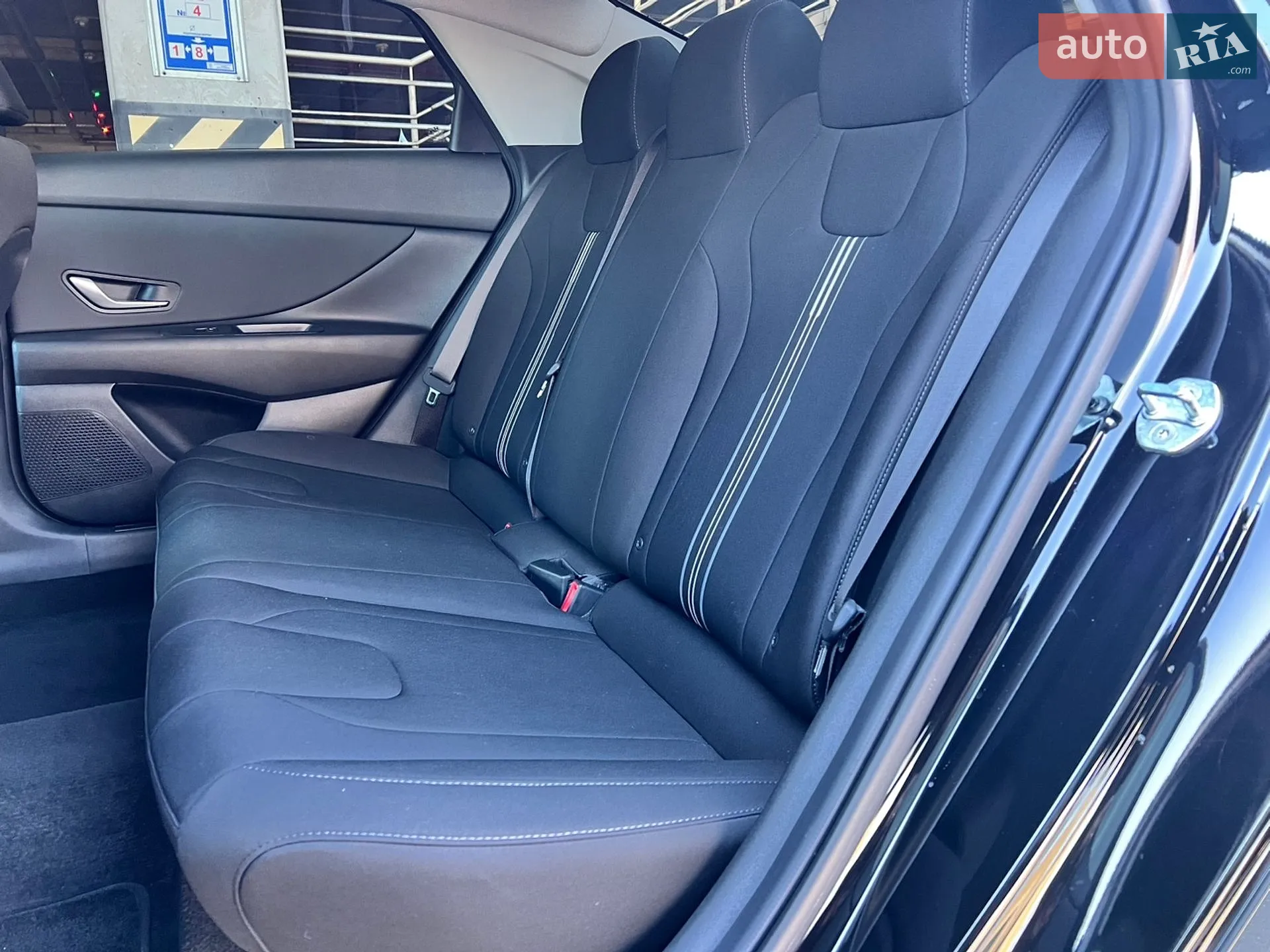 2021 Hyundai Elantra - мініатюра 44