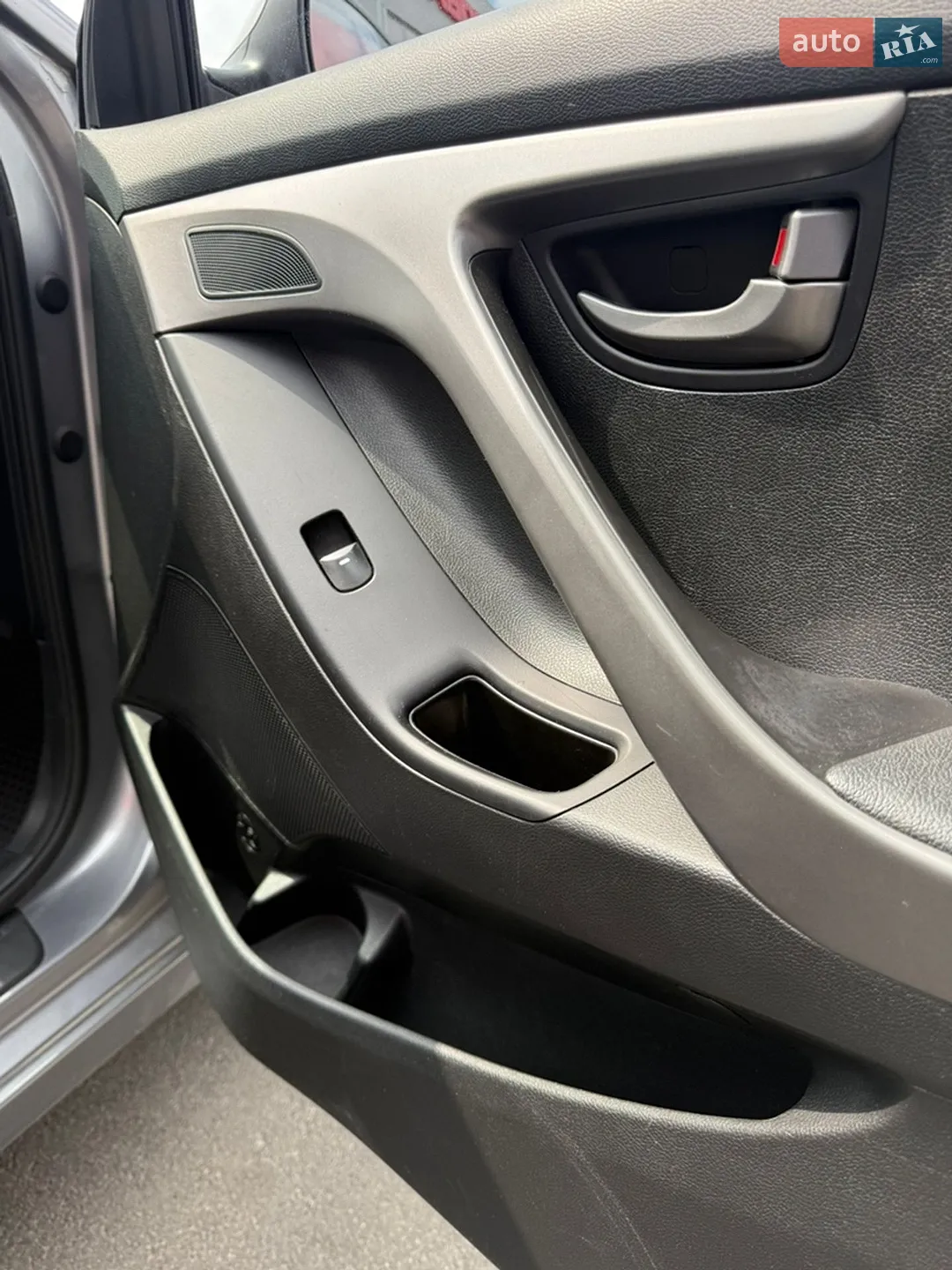 2013 Hyundai Elantra - мініатюра 13