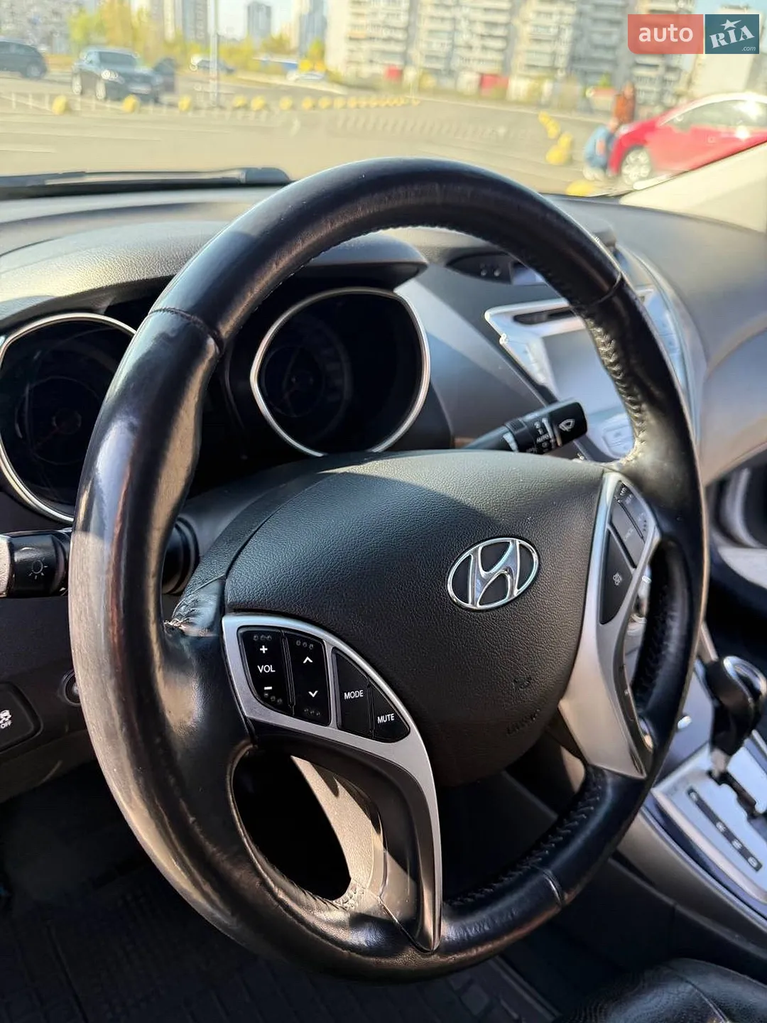 2012 Hyundai Elantra - мініатюра 19