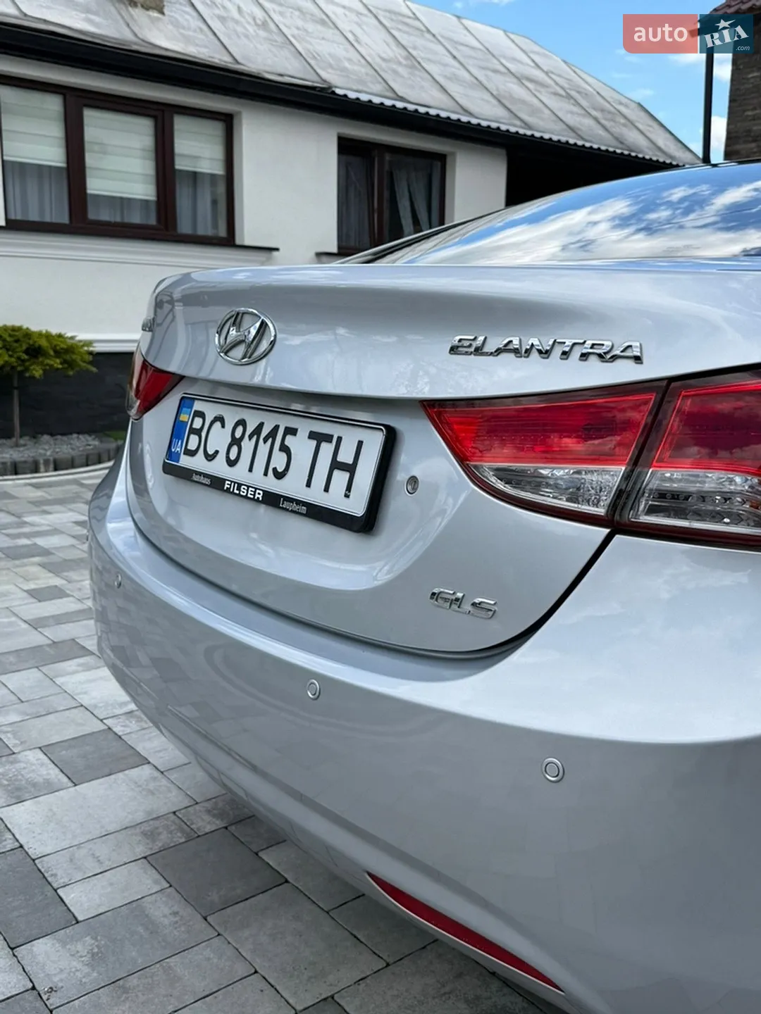 2011 Hyundai Elantra - мініатюра 9