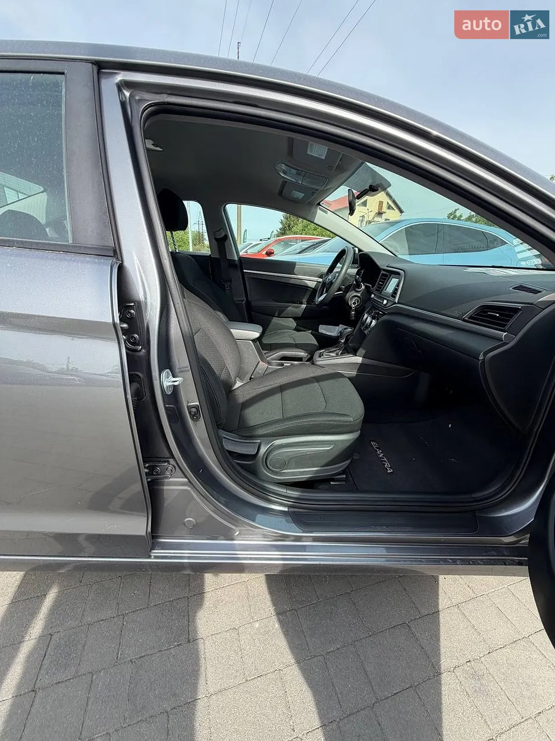 2018 Hyundai Elantra - мініатюра 23