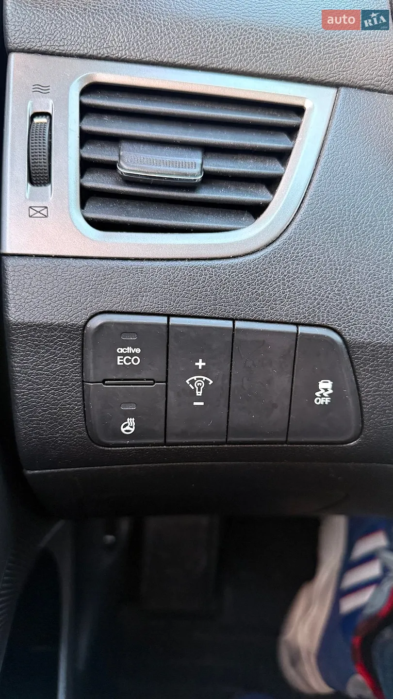 2014 Hyundai Elantra - мініатюра 18