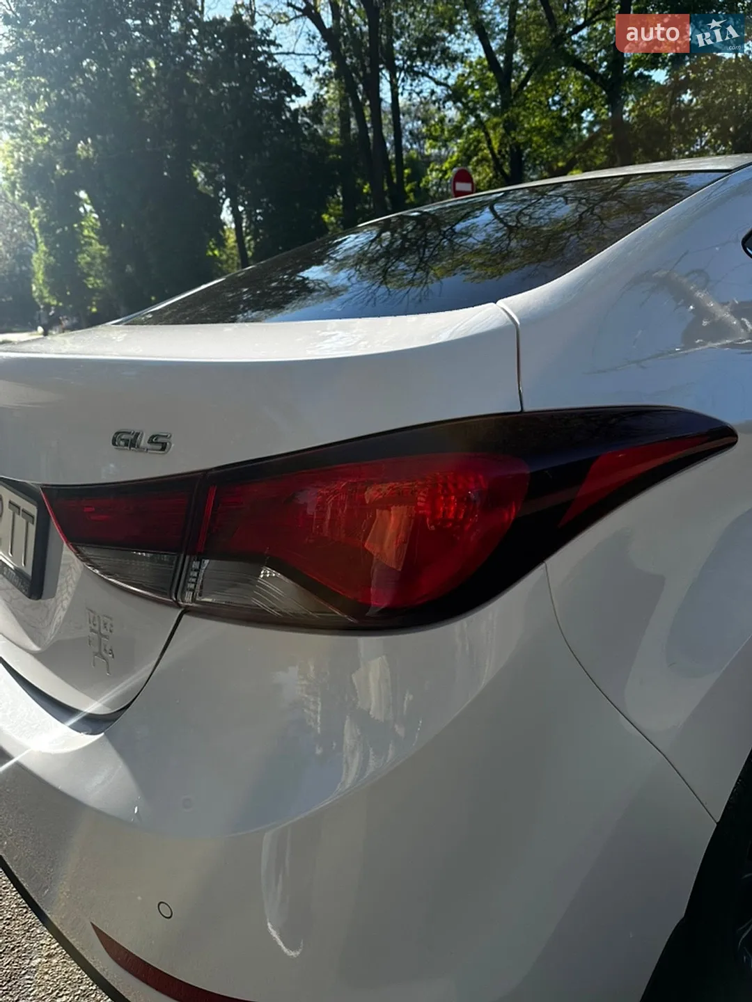 2015 Hyundai Elantra - мініатюра 3