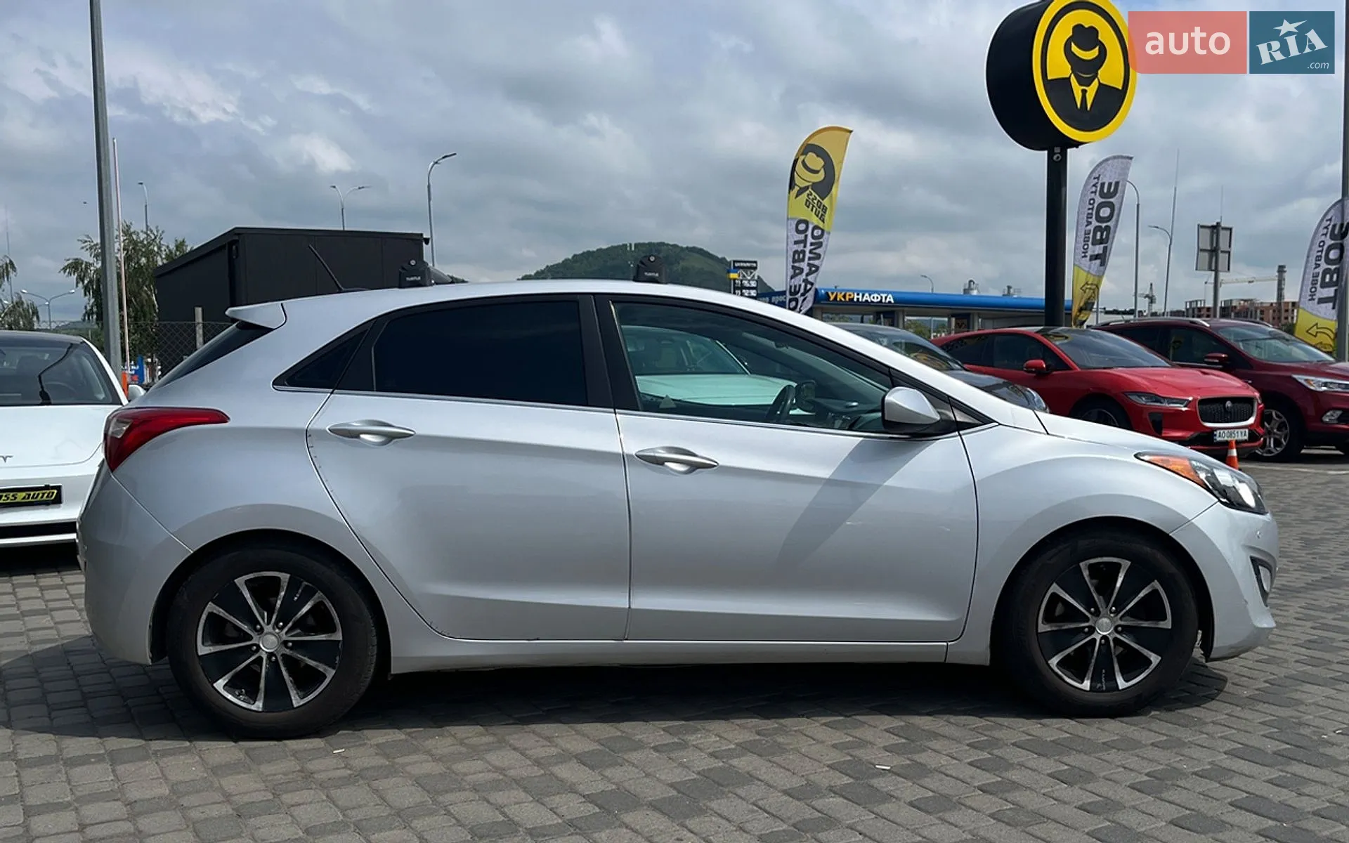 2016 Hyundai Elantra - мініатюра 8