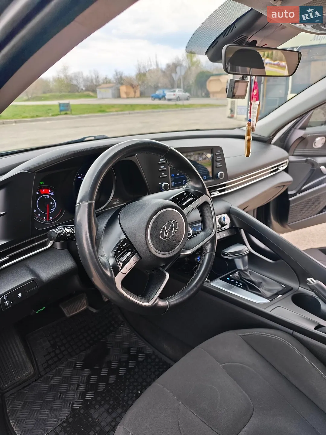 2020 Hyundai Elantra - мініатюра 15
