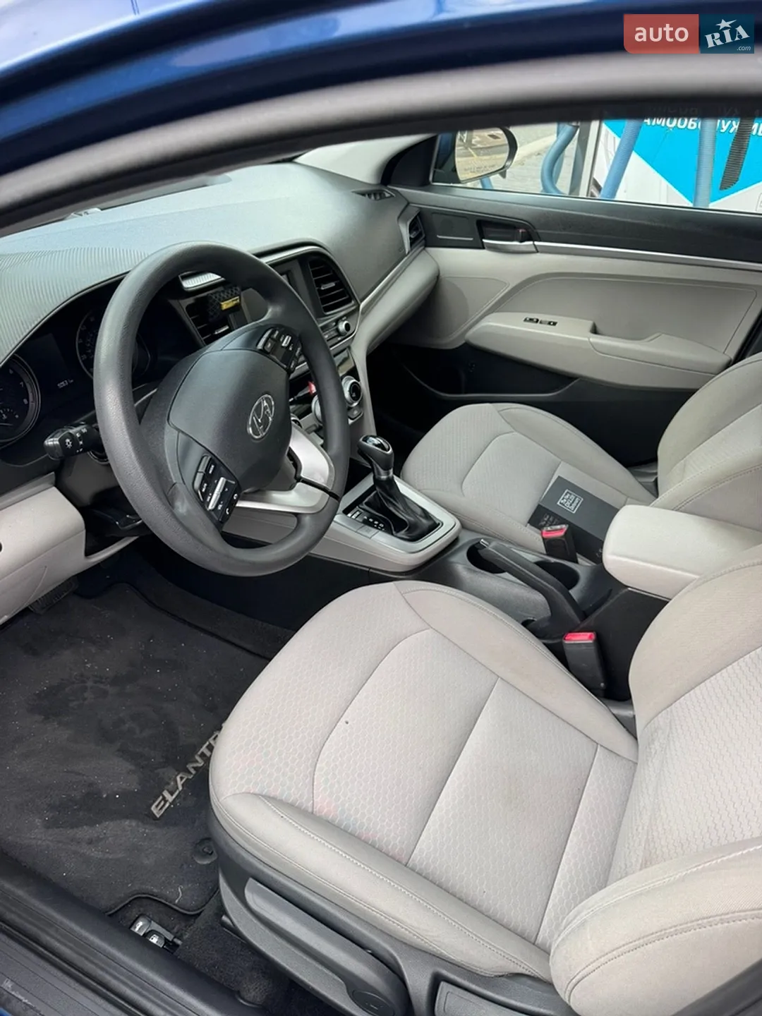 2018 Hyundai Elantra - мініатюра 12