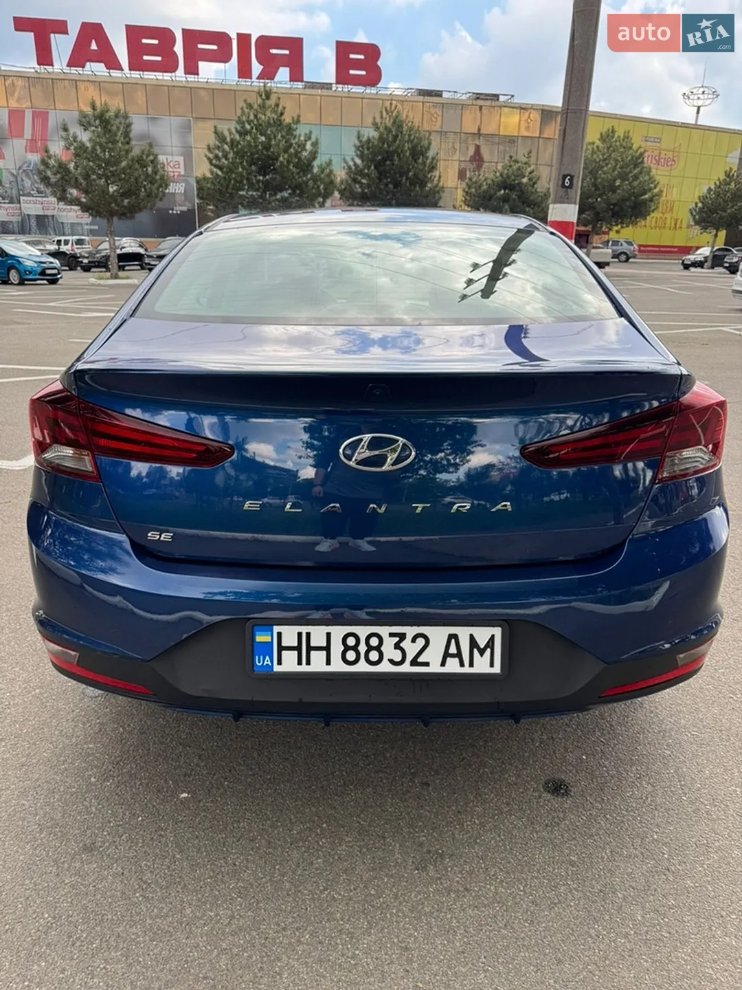 2018 Hyundai Elantra - мініатюра 9