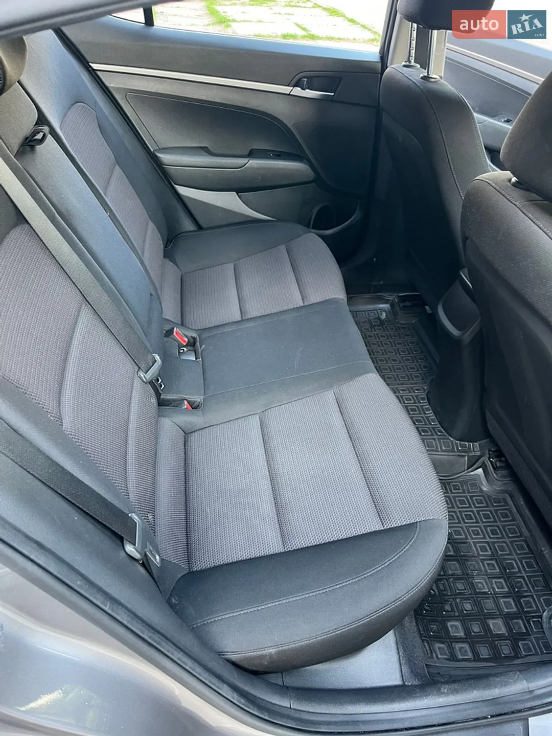 2020 Hyundai Elantra - мініатюра 29