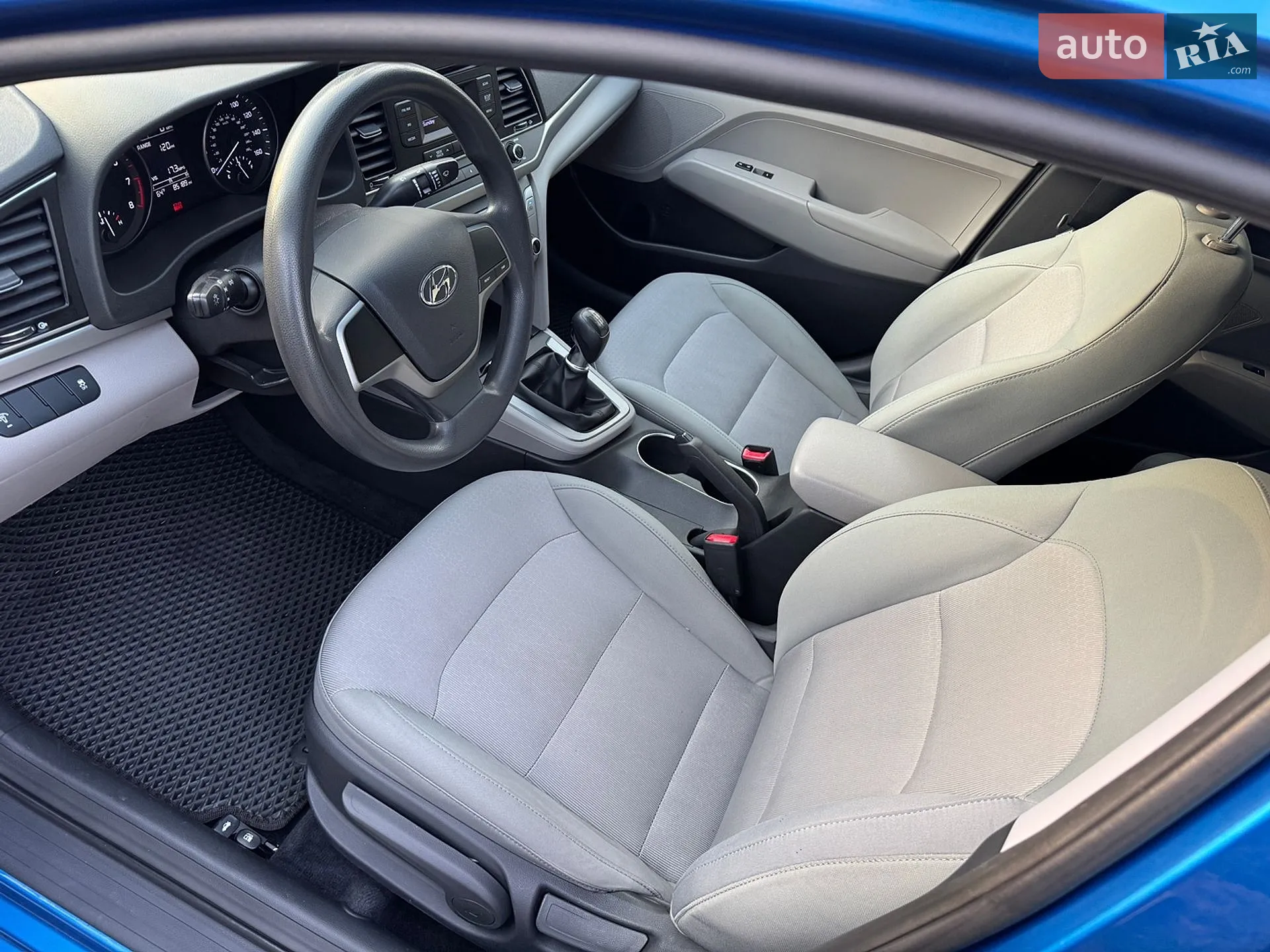 2016 Hyundai Elantra - мініатюра 20
