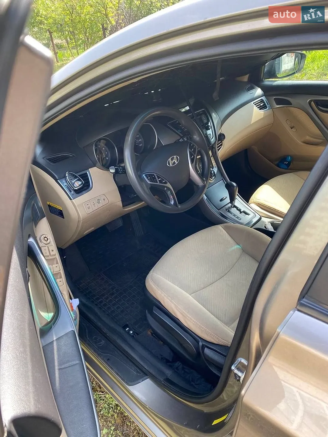 2013 Hyundai Elantra - мініатюра 6