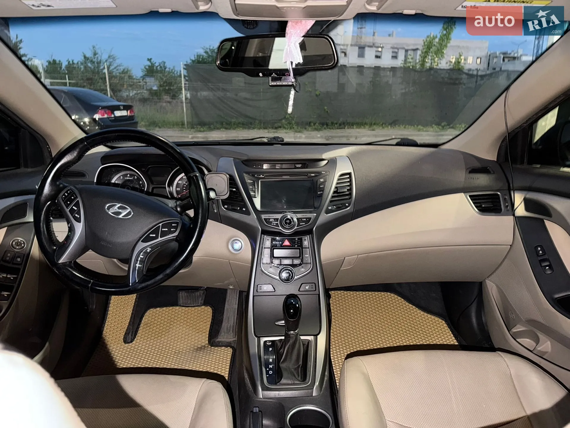 2014 Hyundai Elantra - мініатюра 5