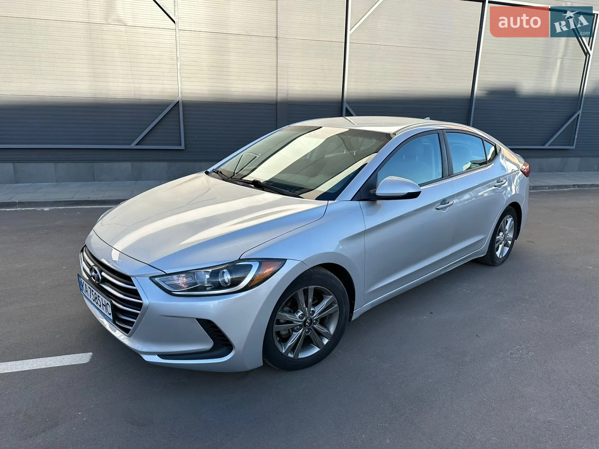 2017 Hyundai Elantra - мініатюра 2