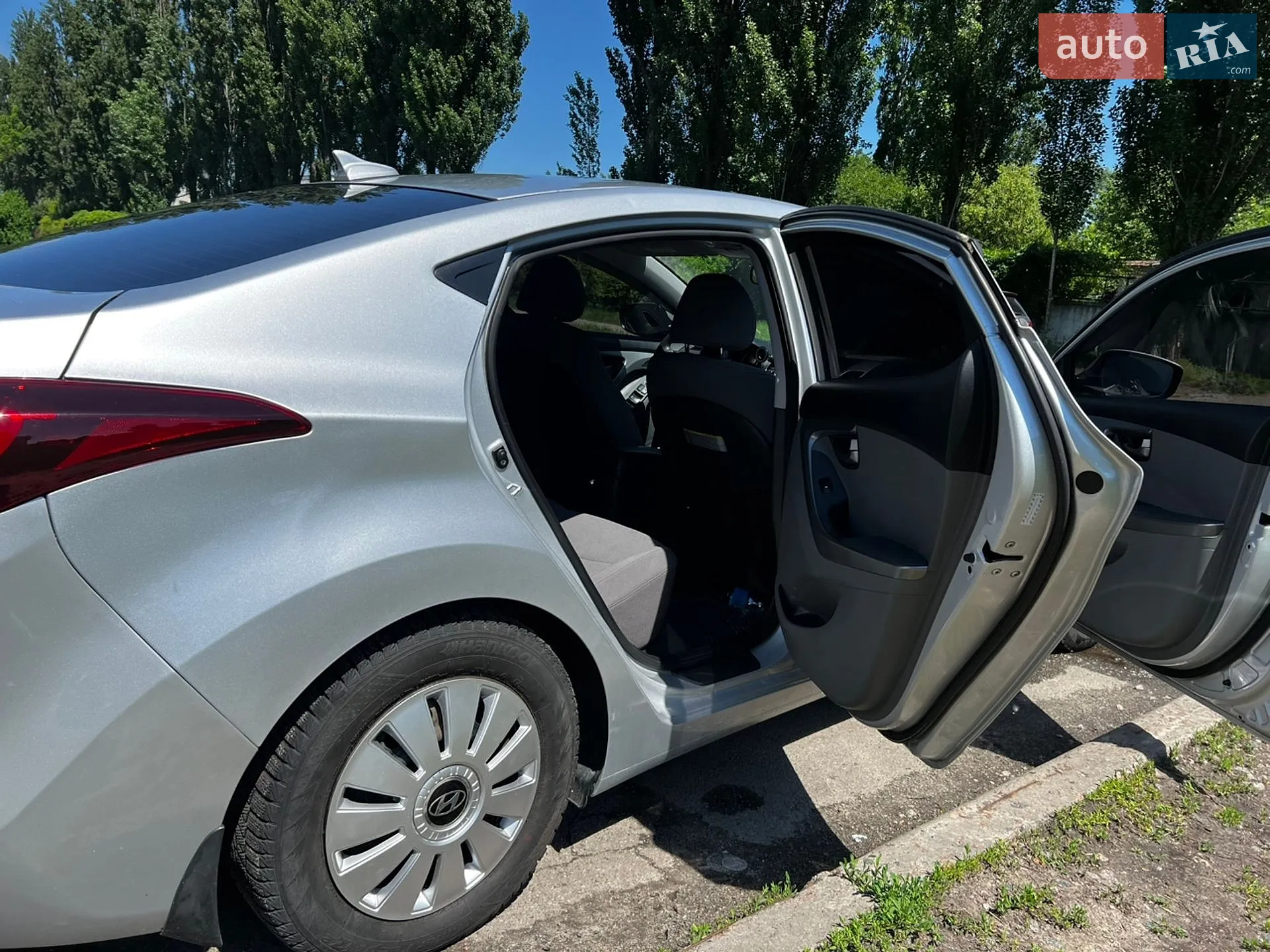 2015 Hyundai Elantra - мініатюра 5