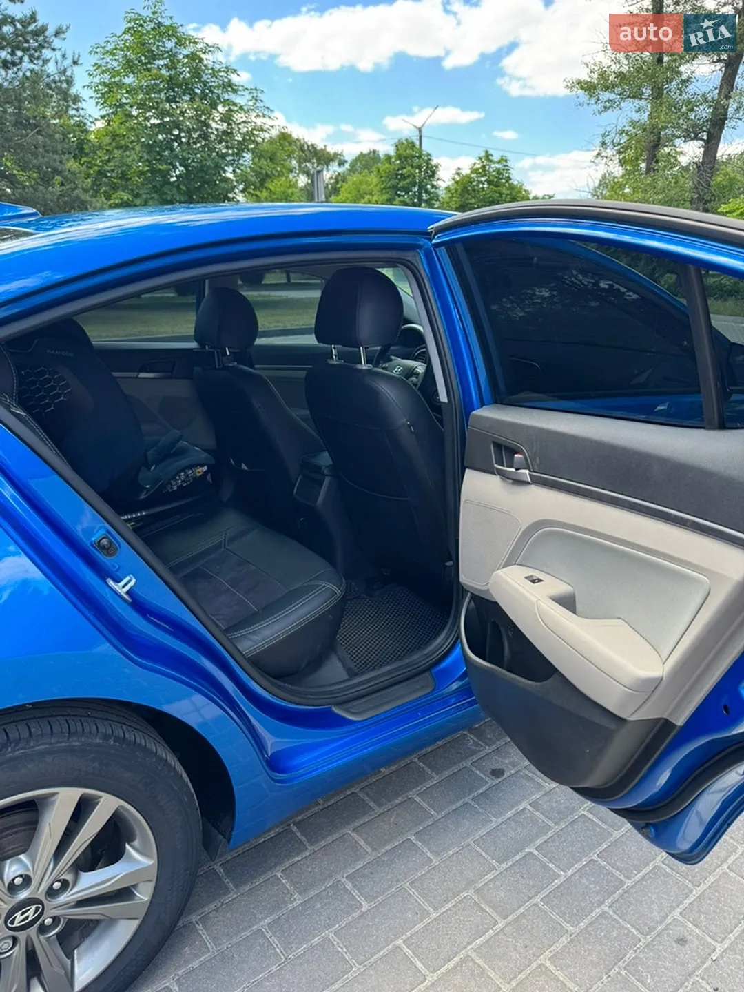 2016 Hyundai Elantra - мініатюра 6