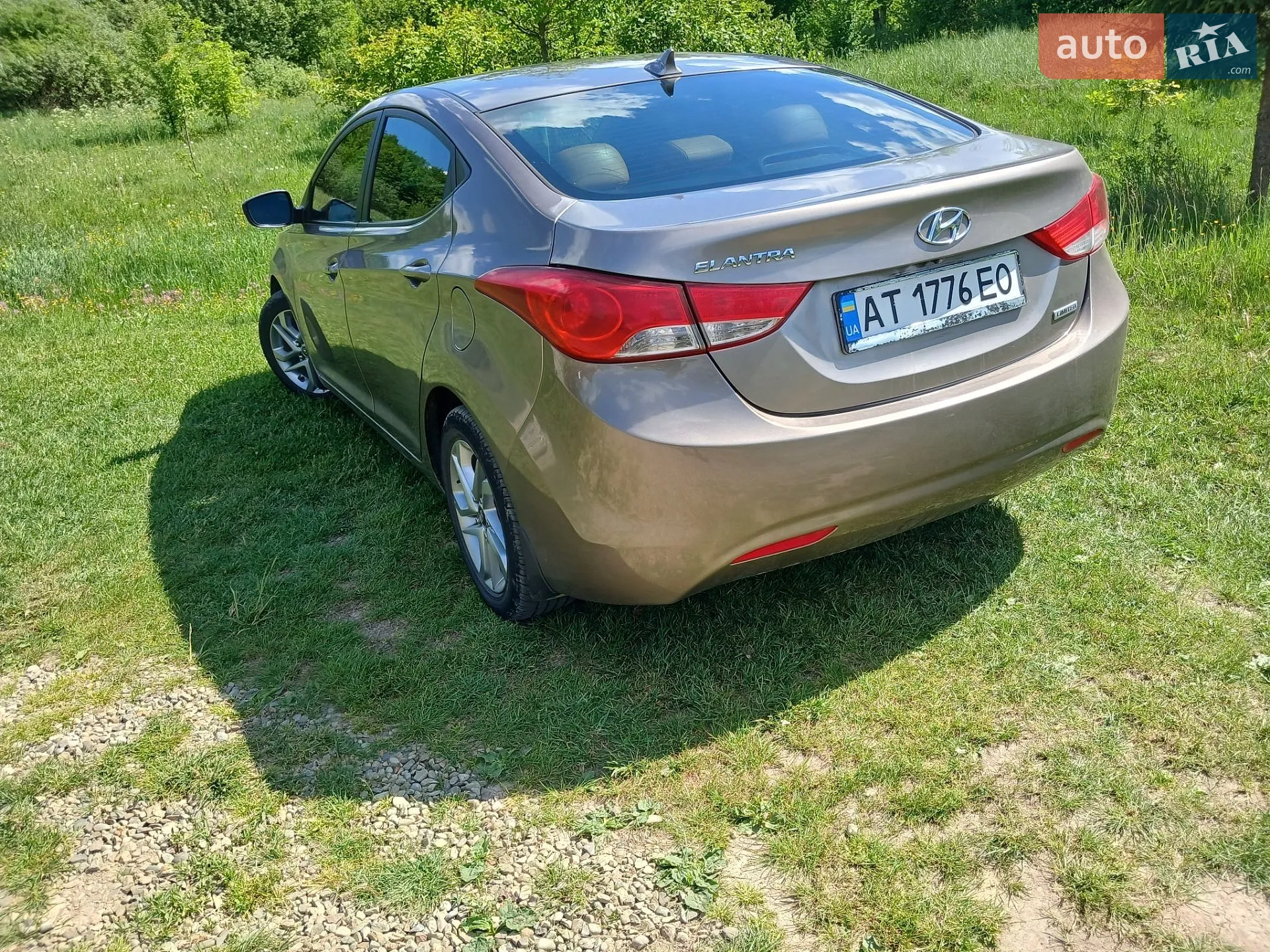 2013 Hyundai Elantra - мініатюра 10