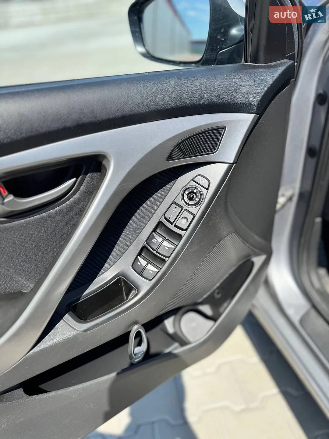 2013 Hyundai Elantra - мініатюра 11