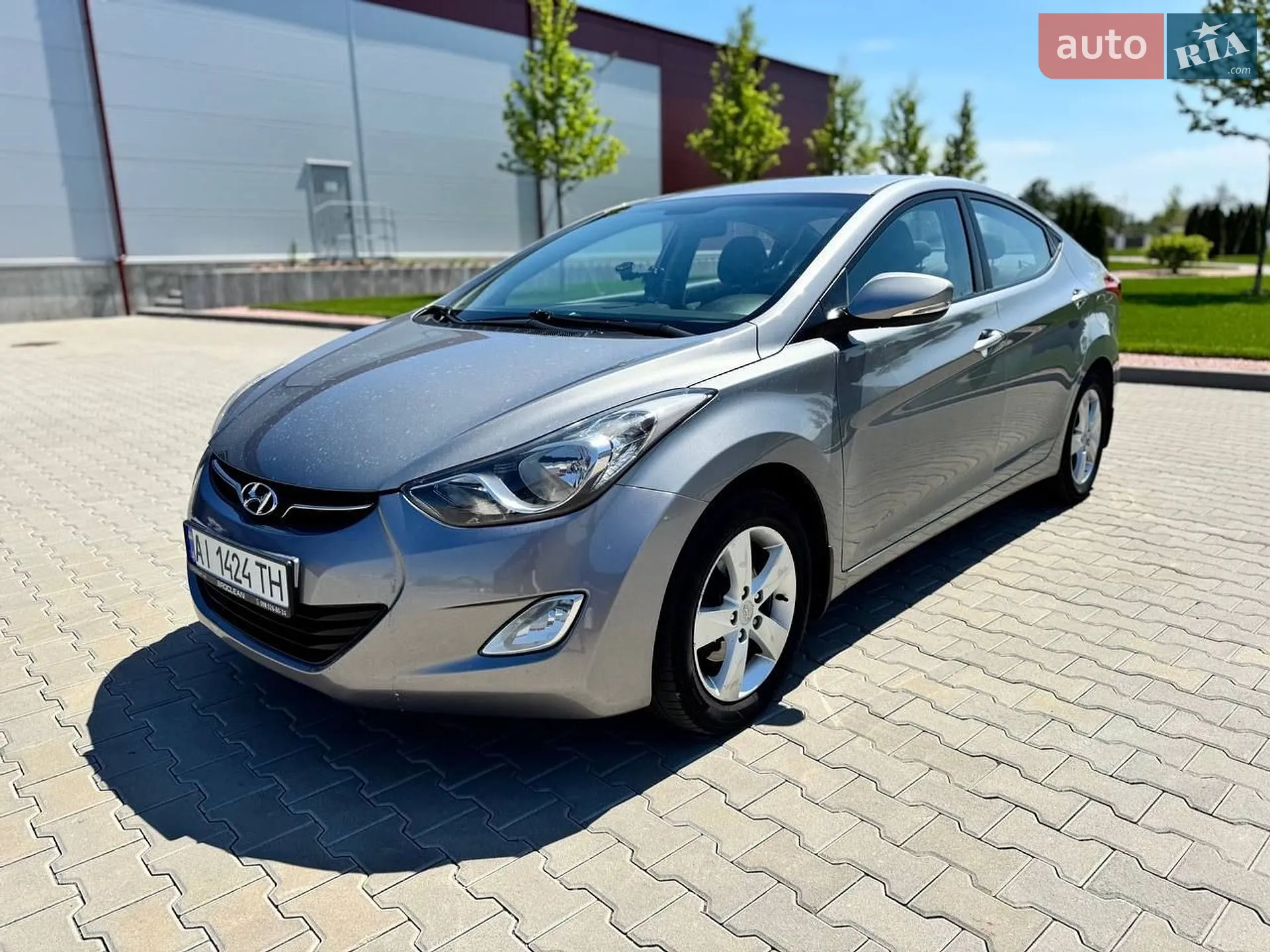 2013 Hyundai Elantra - мініатюра 19