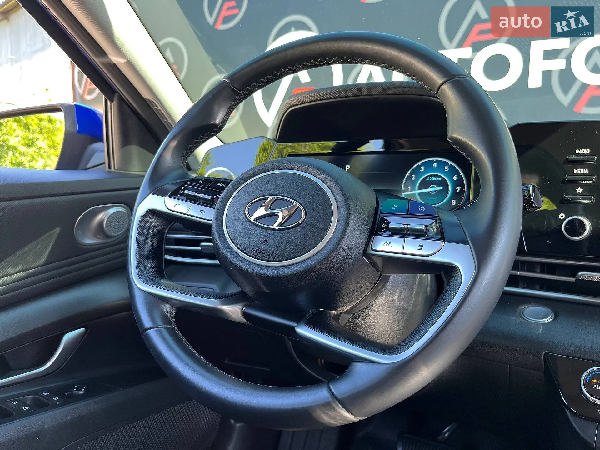 2020 Hyundai Elantra - мініатюра 20