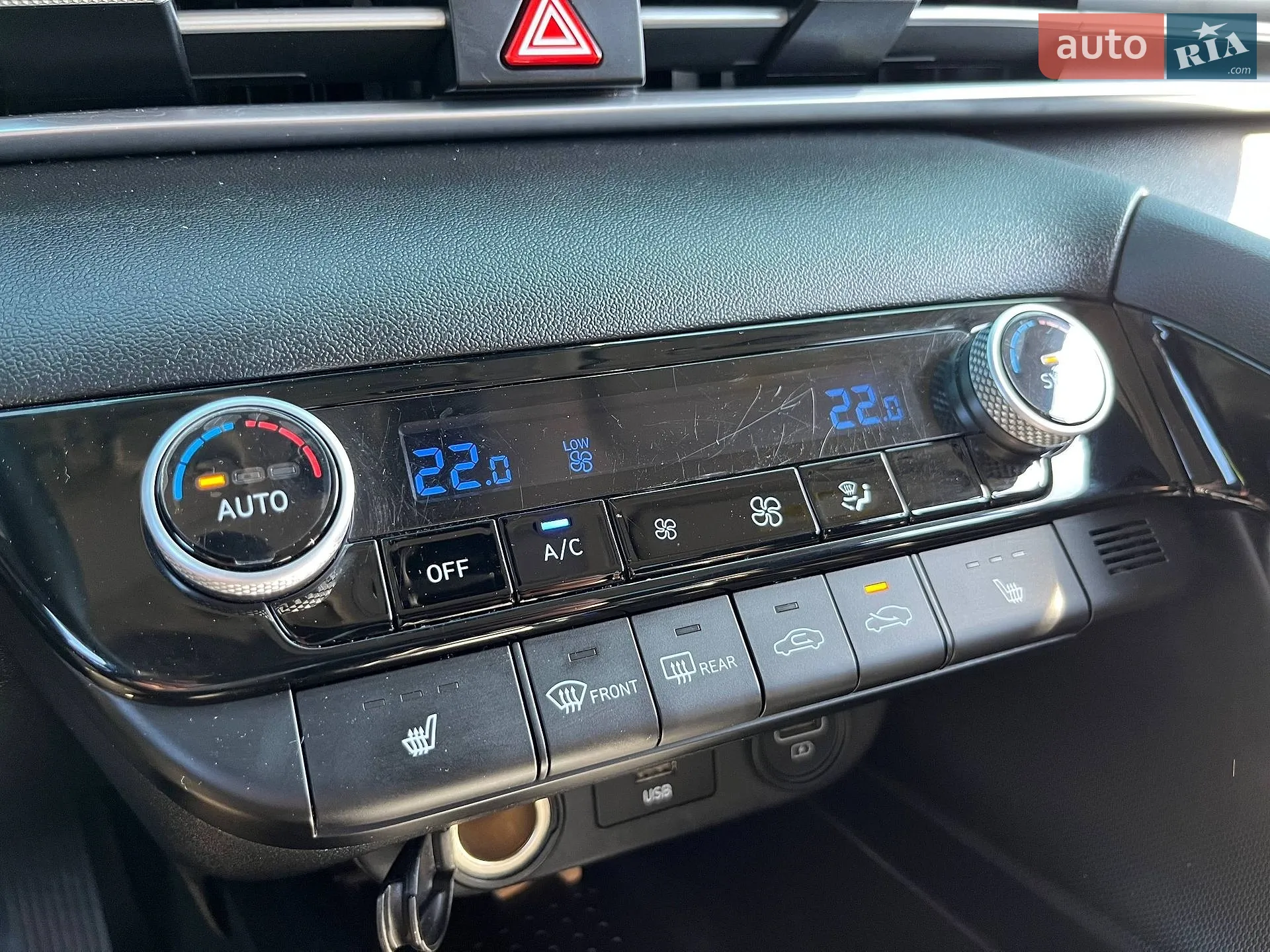 2020 Hyundai Elantra - мініатюра 24
