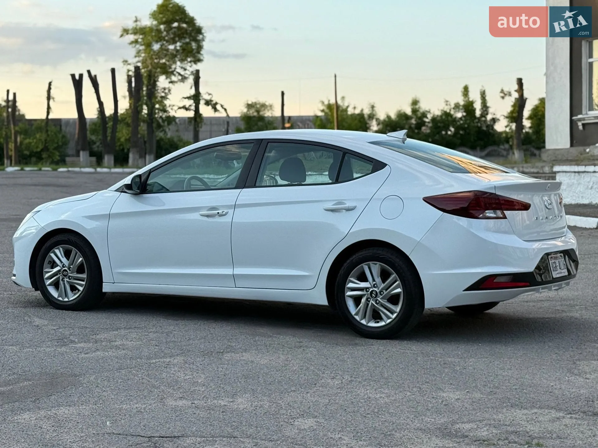 2020 Hyundai Elantra - мініатюра 5