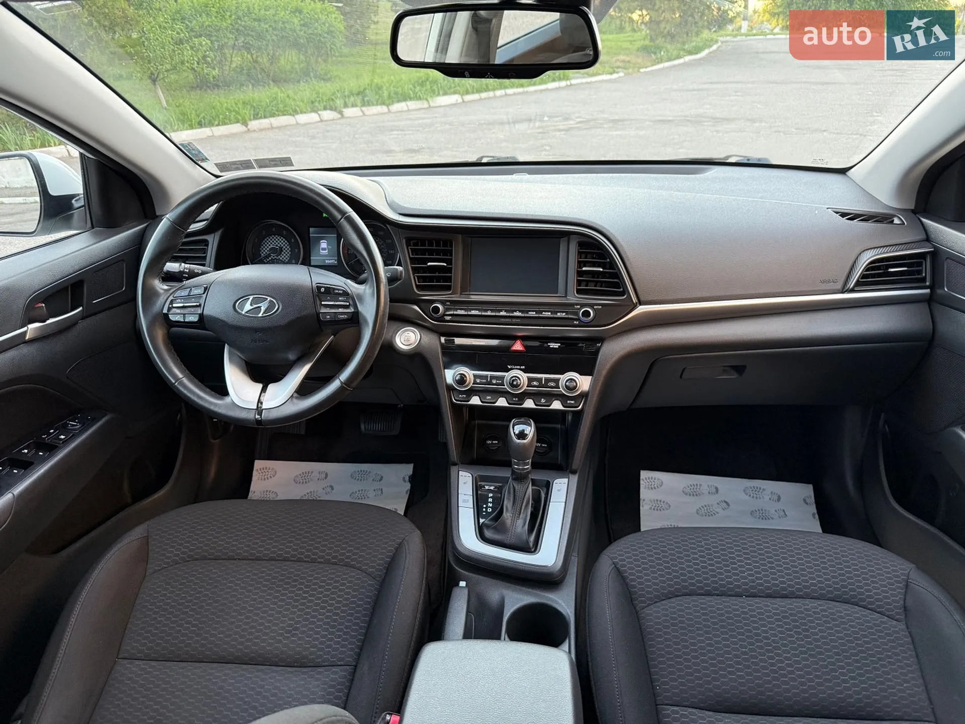 2020 Hyundai Elantra - мініатюра 27