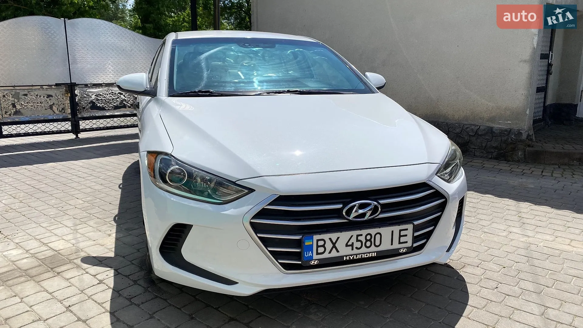 2017 Hyundai Elantra - мініатюра 20