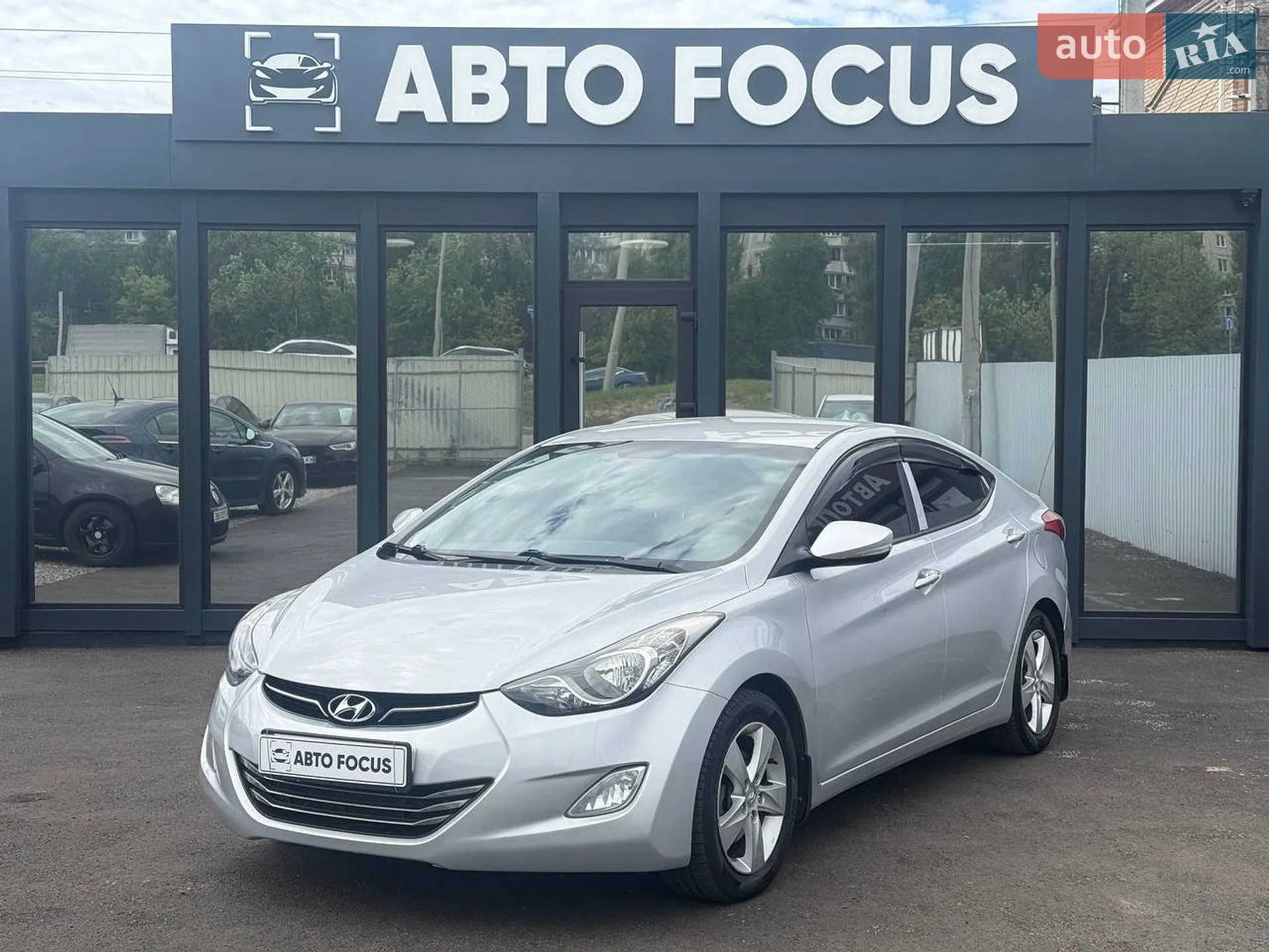2013 Hyundai Elantra - мініатюра 4