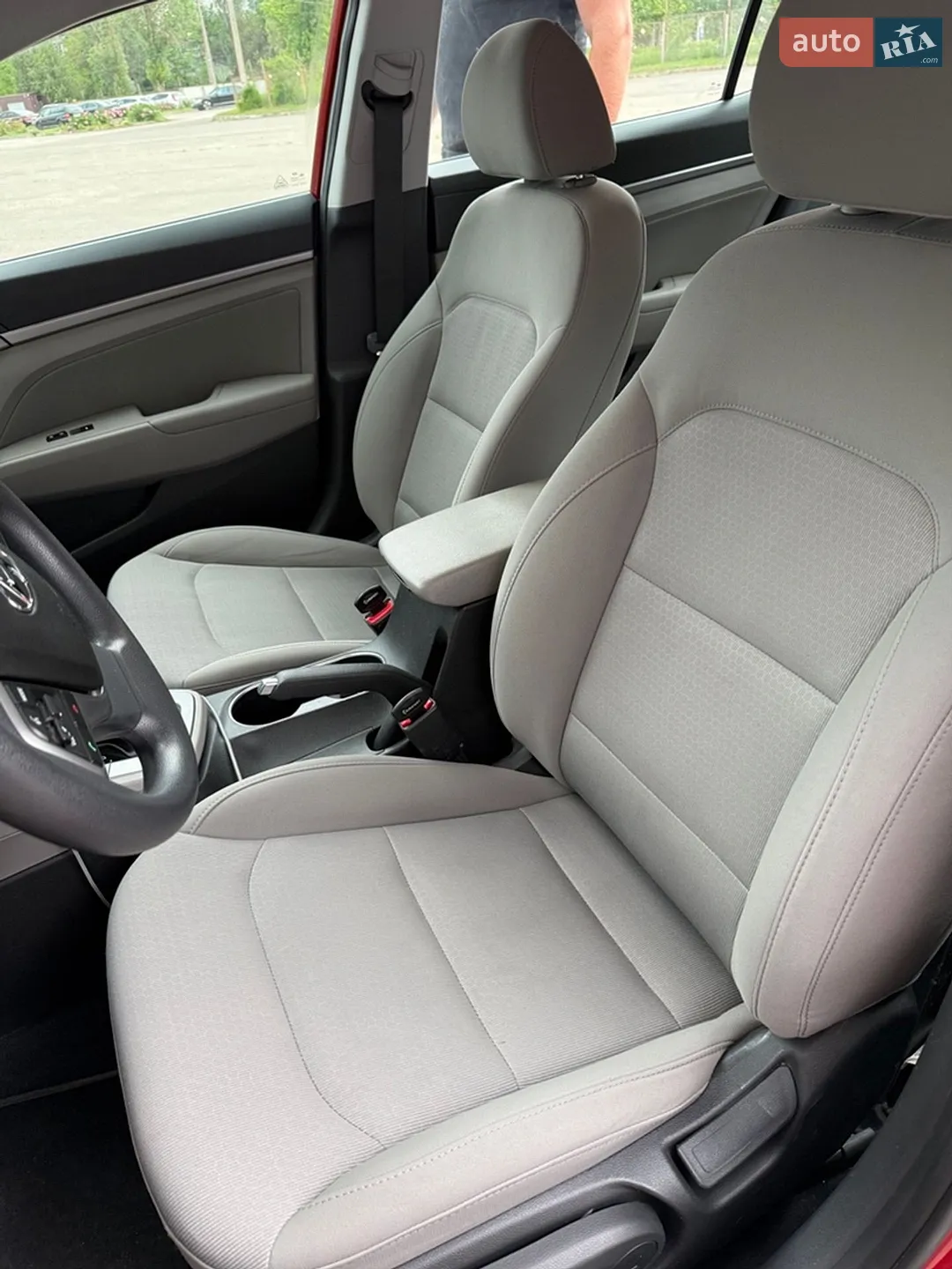 2018 Hyundai Elantra - мініатюра 10