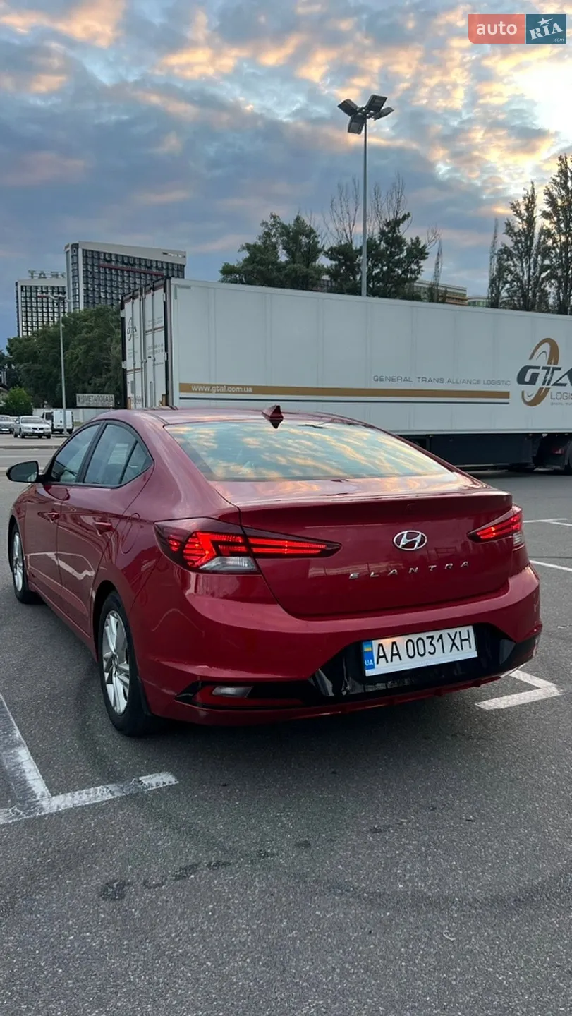 2019 Hyundai Elantra - мініатюра 6