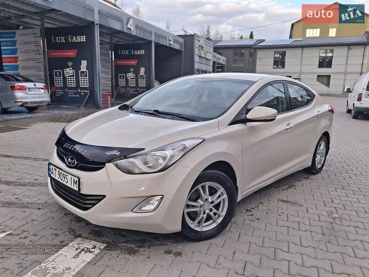 2012 Hyundai Elantra - мініатюра 25