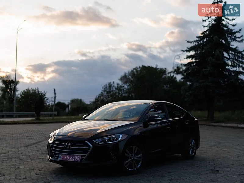 Hyundai Elantra