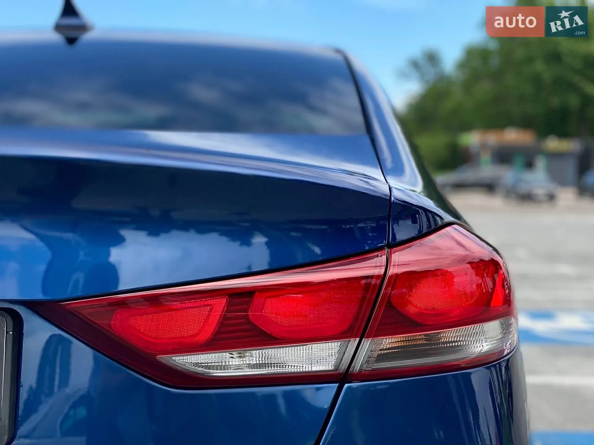 2018 Hyundai Elantra - мініатюра 14