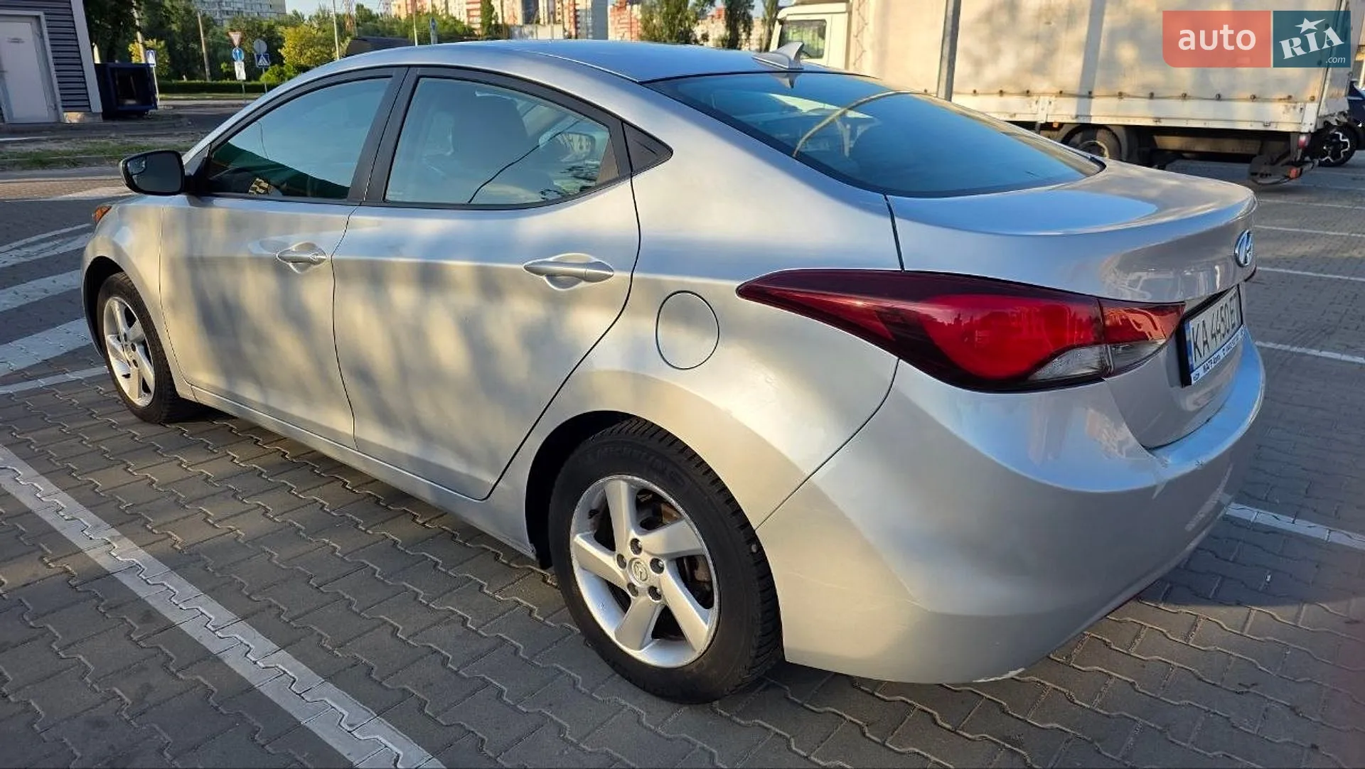 2014 Hyundai Elantra - мініатюра 4