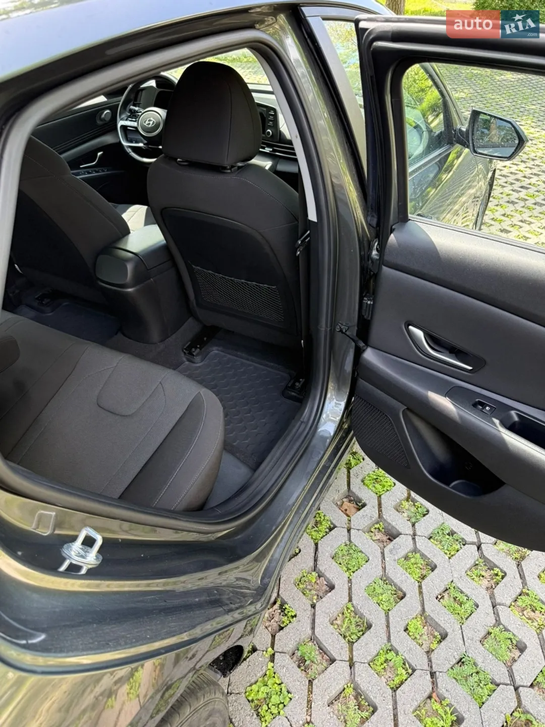 2021 Hyundai Elantra - мініатюра 12