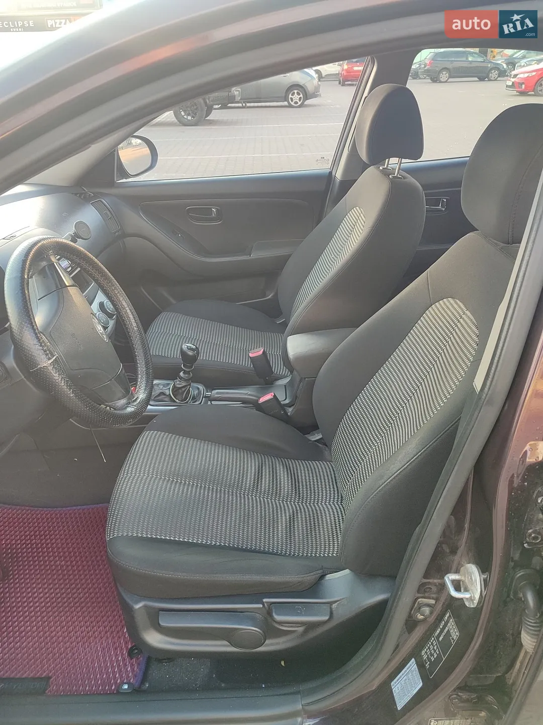 2010 Hyundai Elantra - мініатюра 14