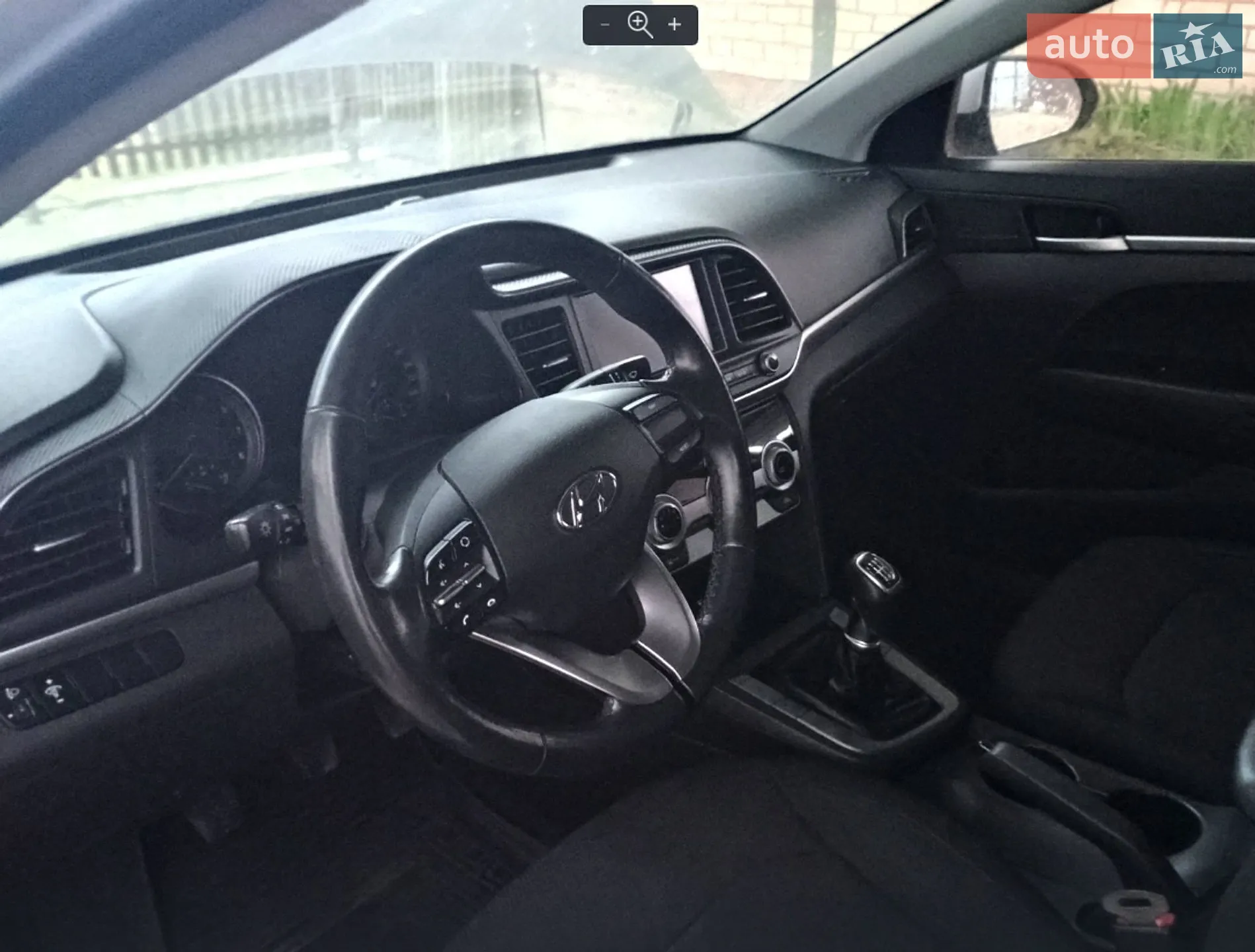 2019 Hyundai Elantra - мініатюра 8