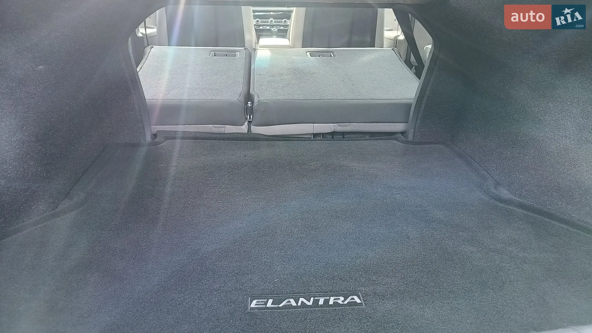 2019 Hyundai Elantra - мініатюра 26