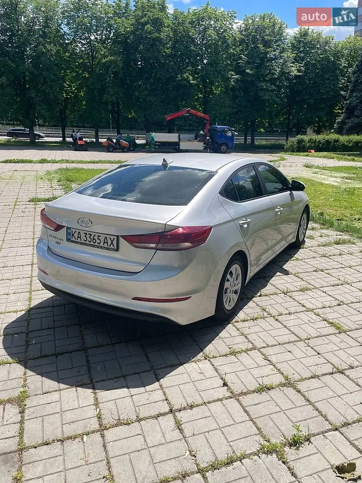 2016 Hyundai Elantra - мініатюра 56