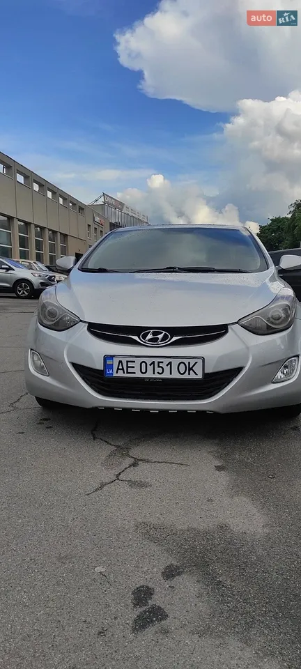 2013 Hyundai Elantra - мініатюра 20