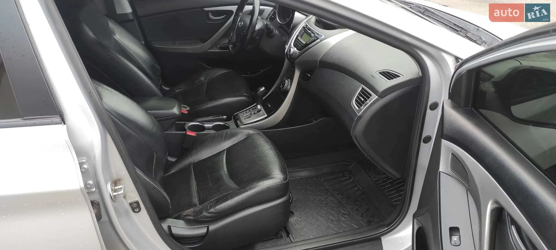 2013 Hyundai Elantra - мініатюра 6