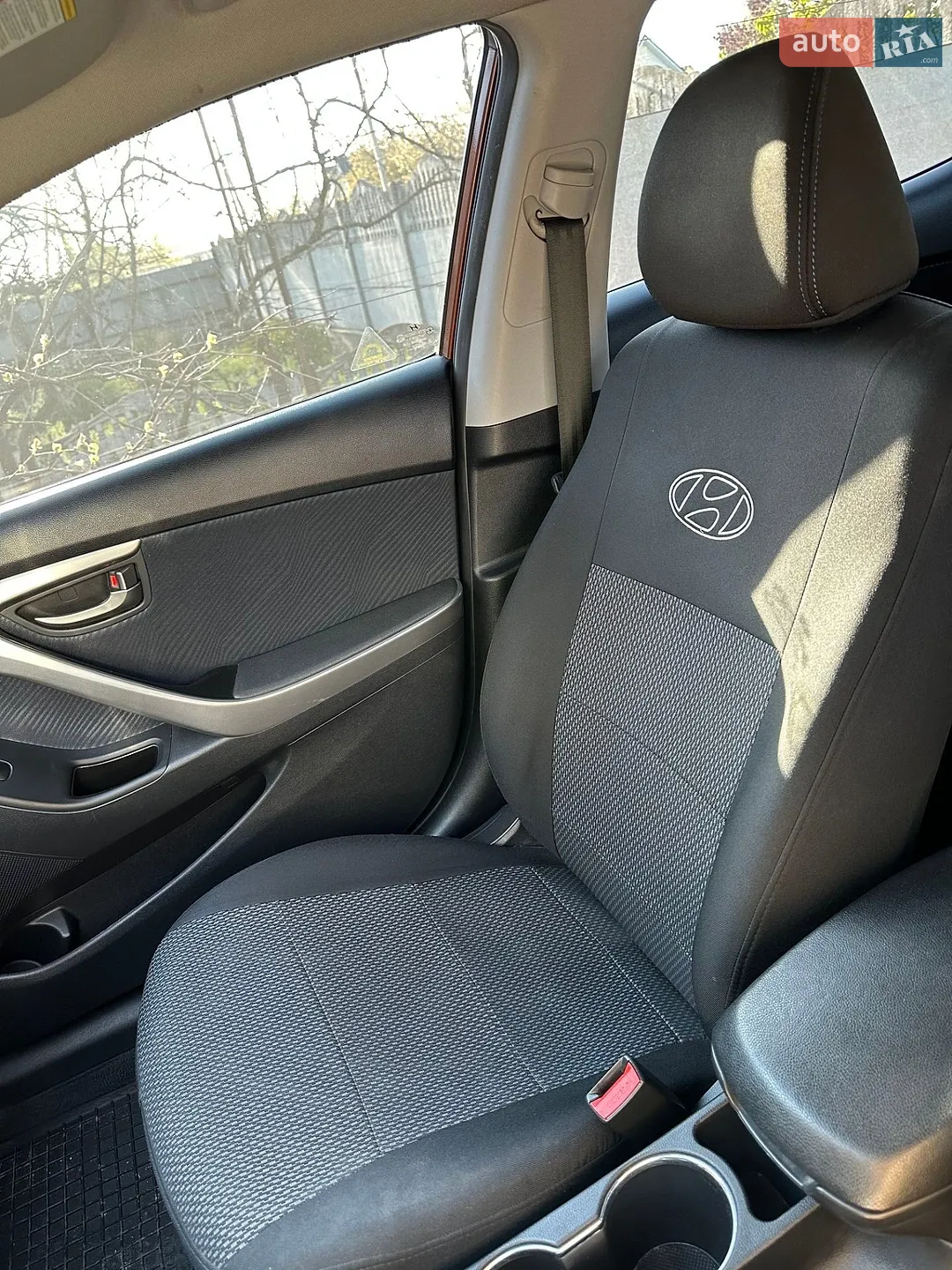 2013 Hyundai Elantra - мініатюра 12