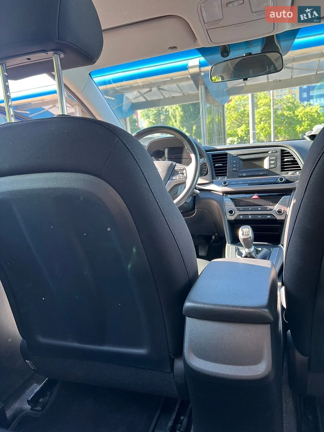 2018 Hyundai Elantra - мініатюра 12