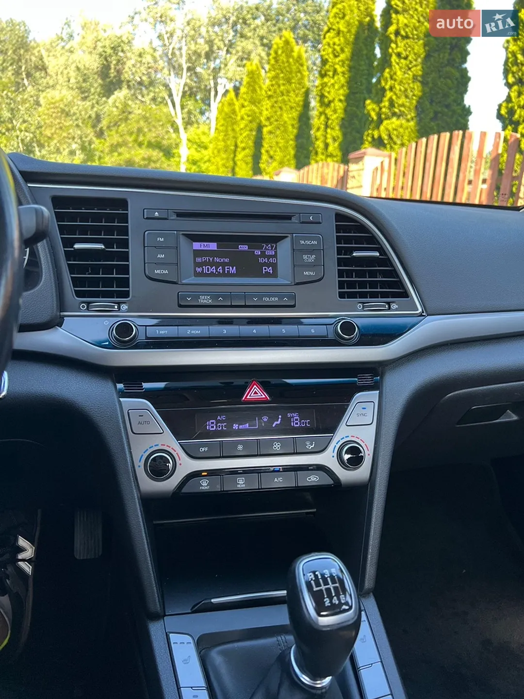 2018 Hyundai Elantra - мініатюра 16