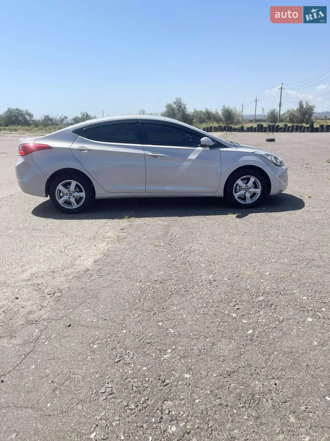 2011 Hyundai Elantra - мініатюра 4