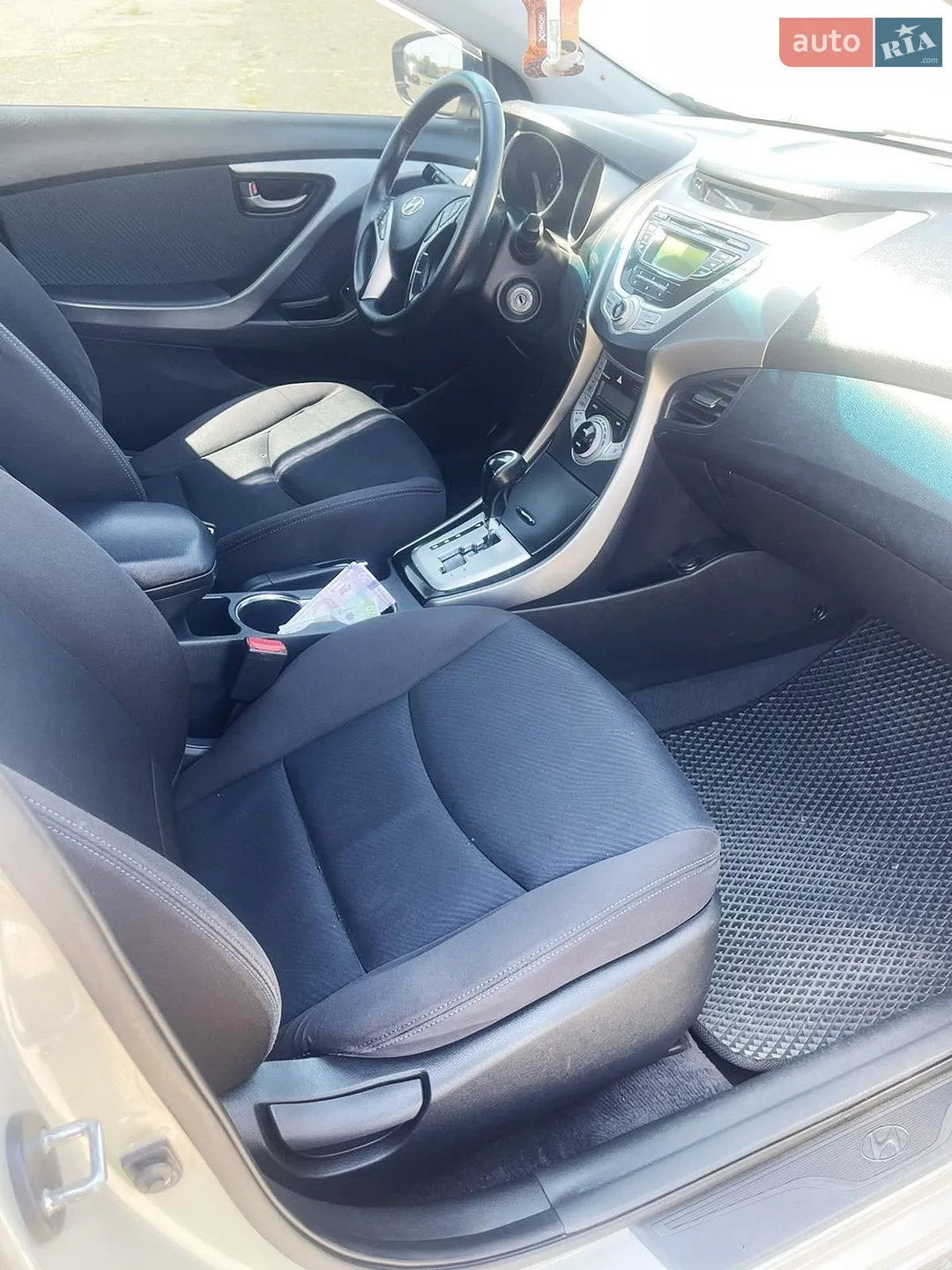 2011 Hyundai Elantra - мініатюра 5