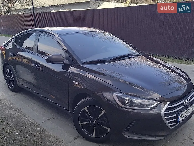 Hyundai Elantra