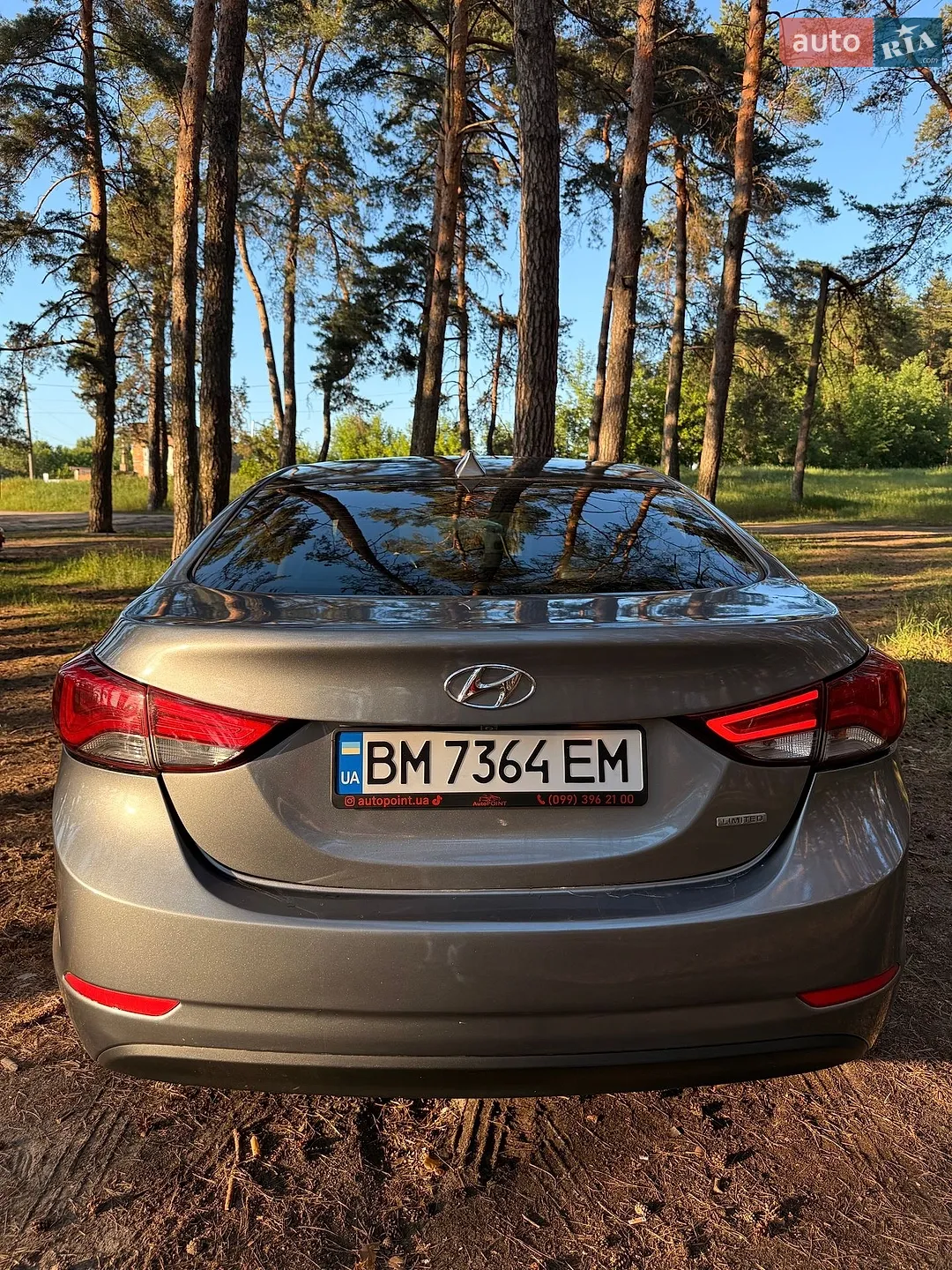 2015 Hyundai Elantra - мініатюра 8