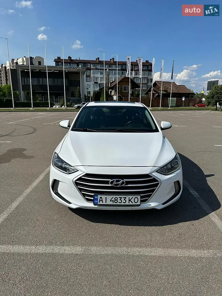 2015 Hyundai Elantra - мініатюра 12