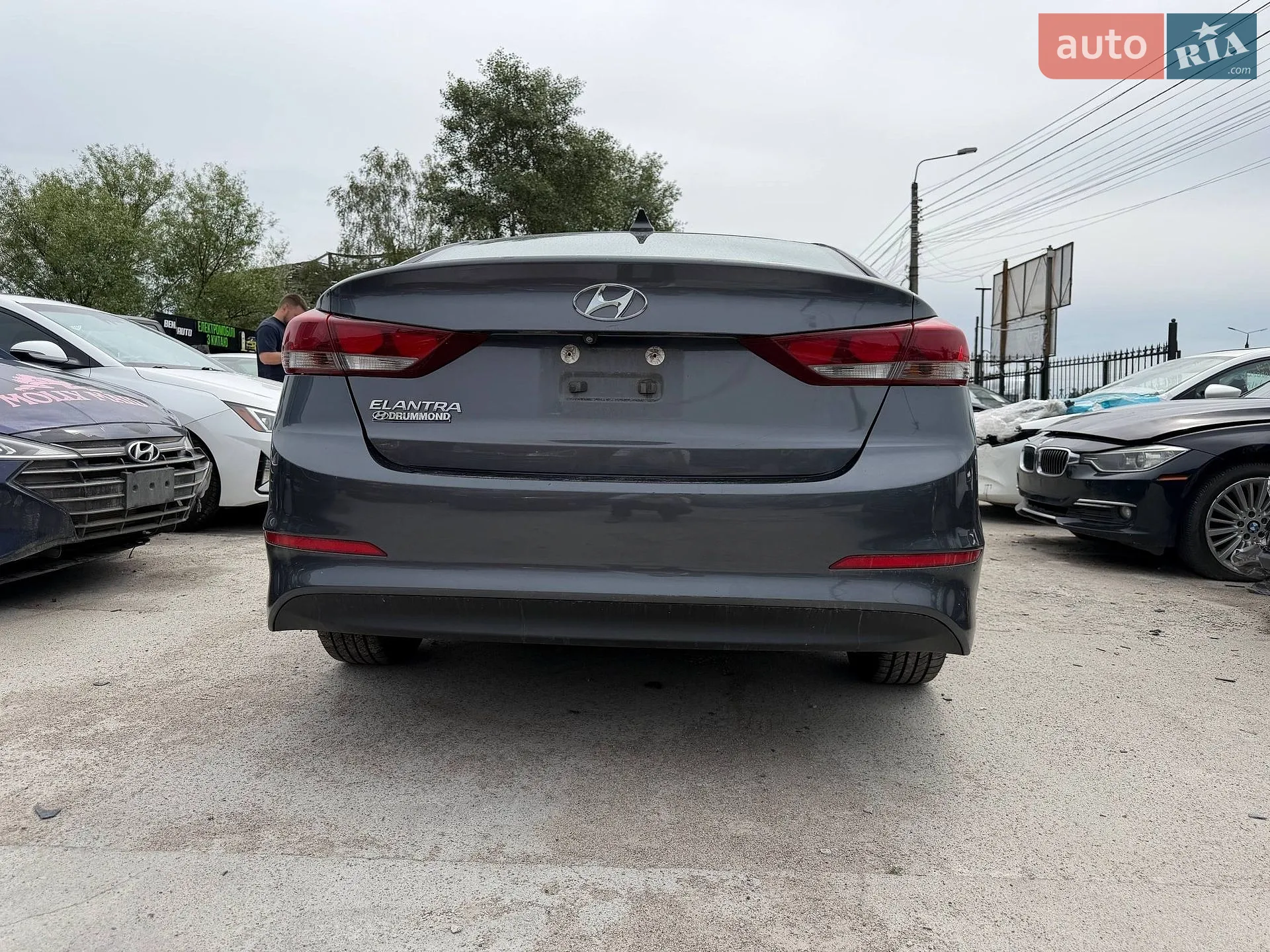 2016 Hyundai Elantra - мініатюра 13