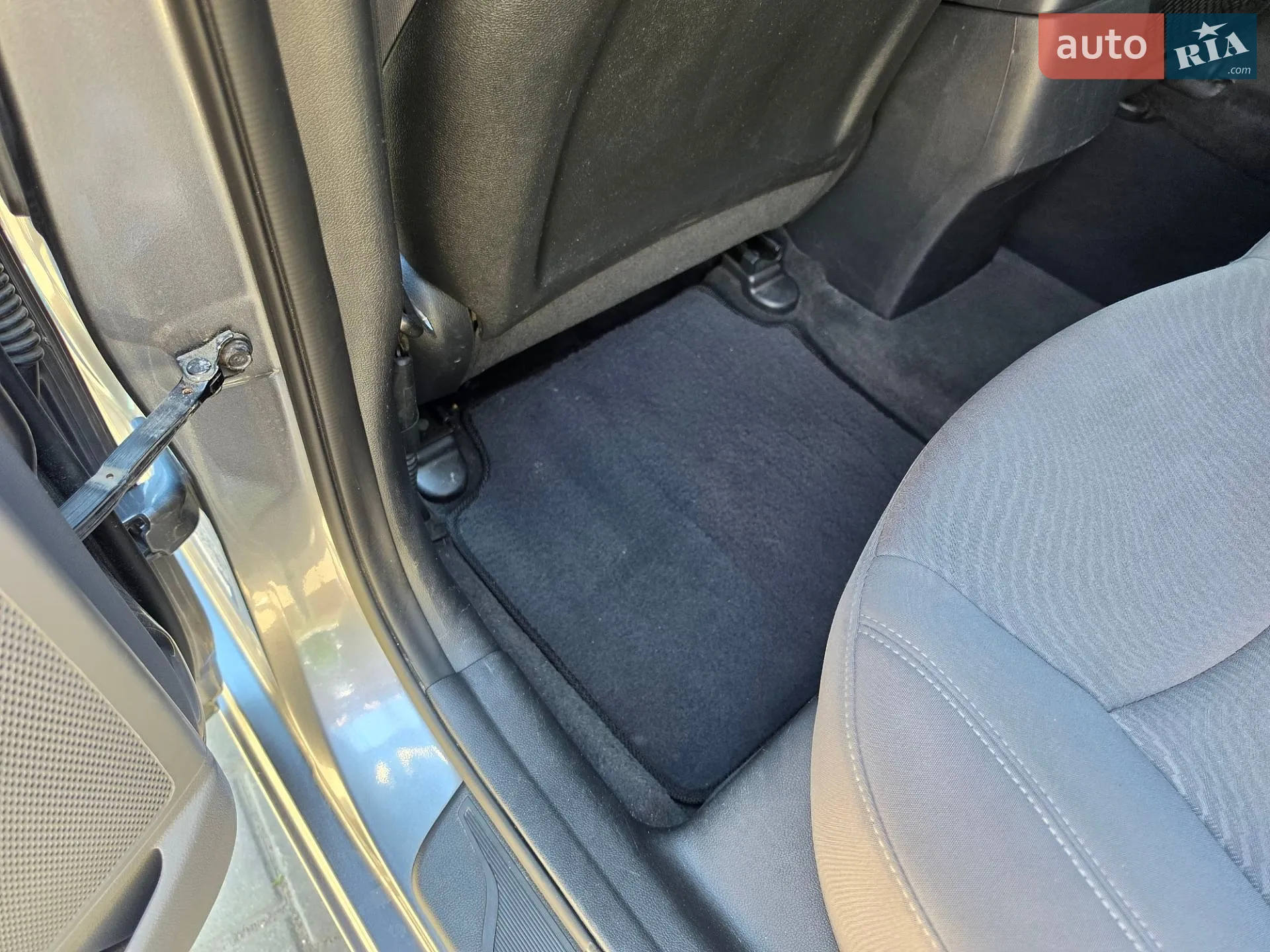2015 Hyundai Elantra - мініатюра 22